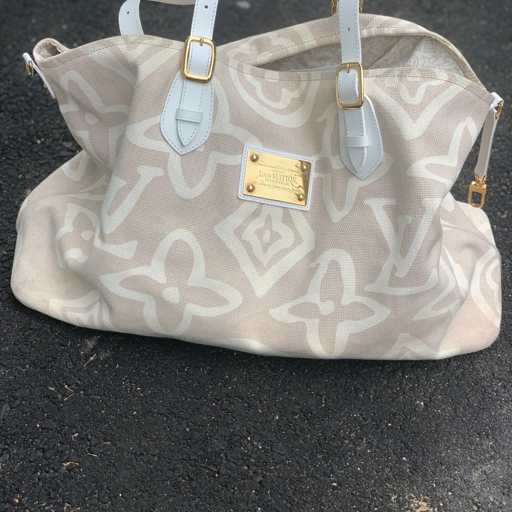 Authentic Louis Vuitton Limited Edition Beige Tahitienne cabas Bag